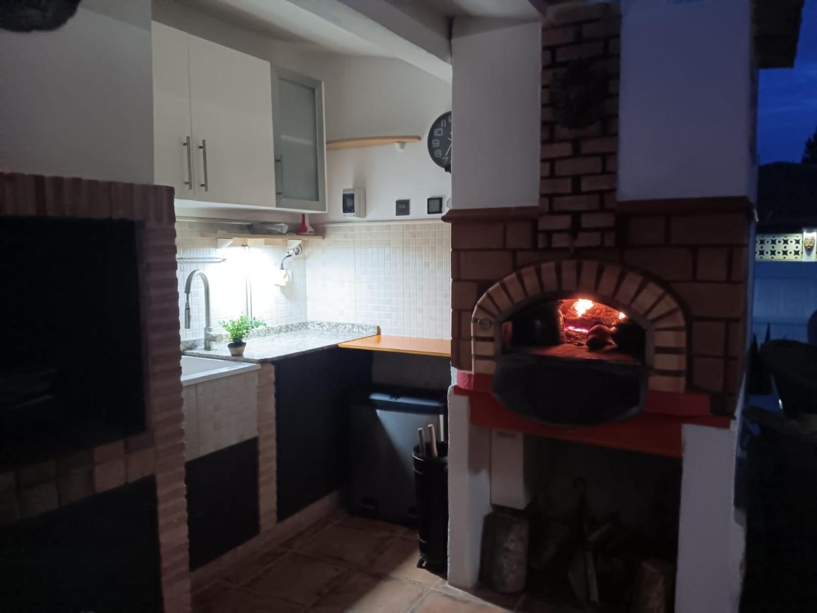 Hotel Tienda Linda Puebla de Vallbona Zewnętrze zdjęcie