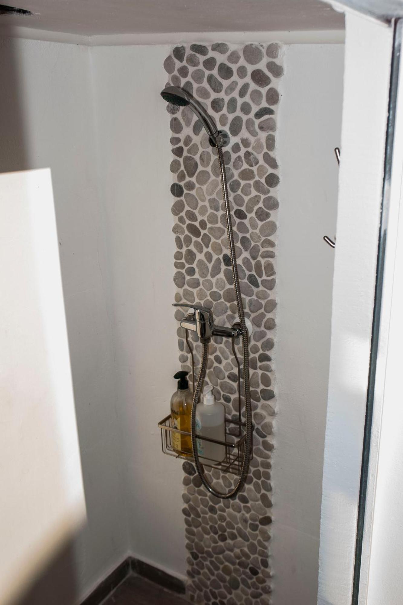 Hotel Tienda Linda Puebla de Vallbona Zewnętrze zdjęcie