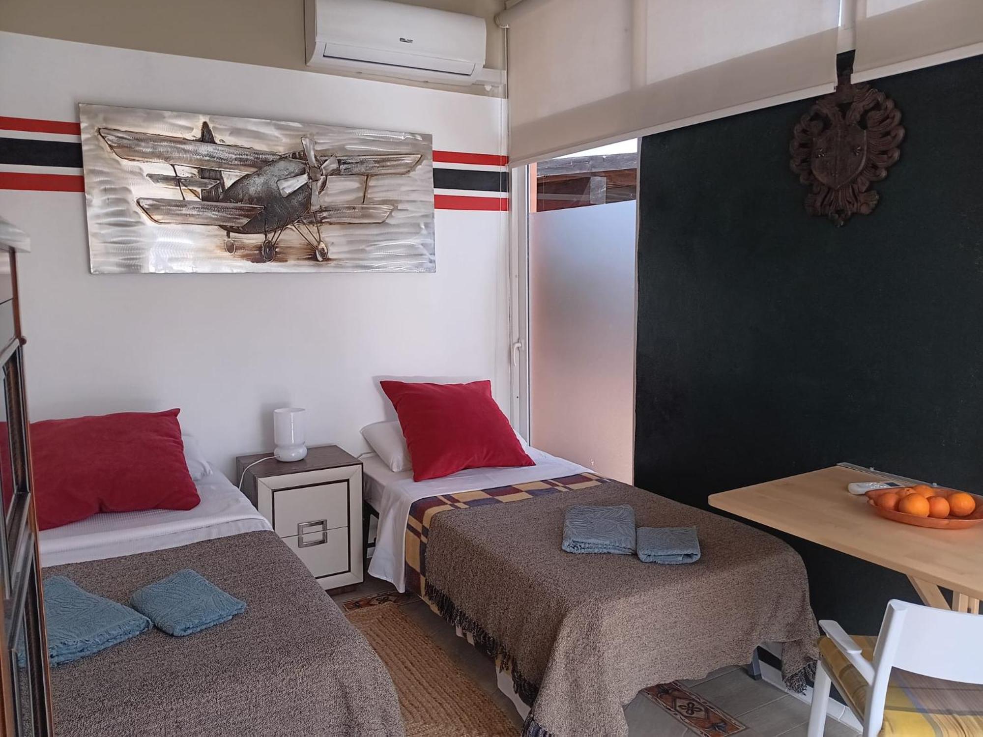 Hotel Tienda Linda Puebla de Vallbona Zewnętrze zdjęcie