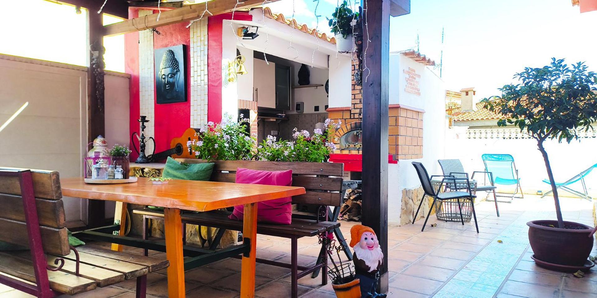 Hotel Tienda Linda Puebla de Vallbona Zewnętrze zdjęcie